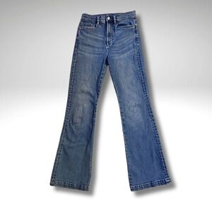 Ann Taylor Flare Jeans in Classic Blue Wash Size 0